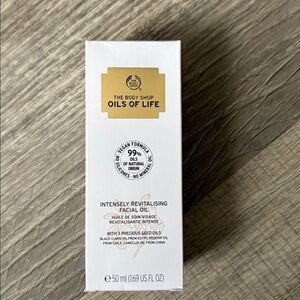 Brand New Unopened The Body Shop Oils of Life revitalizing facial oil
